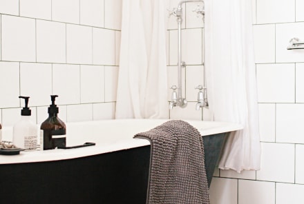 The One Thing That Should Never Be In Your Shower Curtain + How To Swap